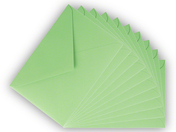 Briefumschlag 12x18cm, gummiert, hellgrün